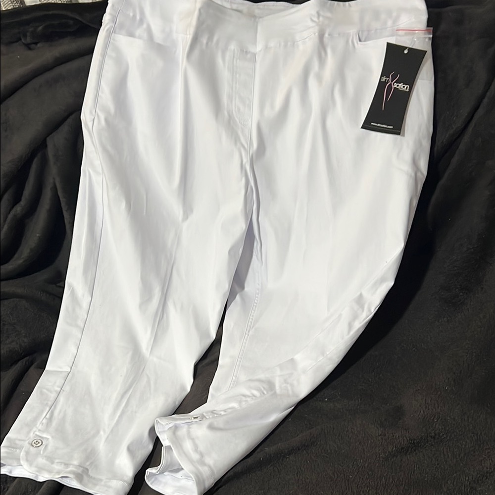 White Capri Pants